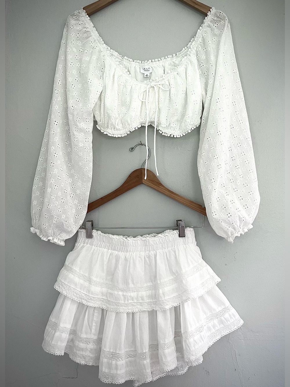 Le Lis White Eyelet Cotton Crop Top Long Pouf Sleeves Sz M Worn 1X Cottagecore
